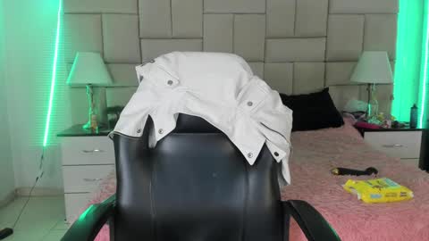 Pauli online show from 16, 12, 2024