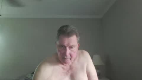 Snapshot of island625103 chatting on 28, 7, 2026 island625103 online show from 28, 7, 2026