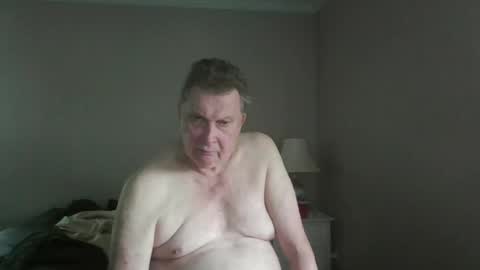 Snapshot of island625103 chatting on 2, 8, 2026 island625103 online show from 2, 8, 2026