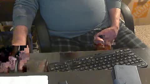 Snapshot of islandduke chatting on 18, 9, 2025 Duke online show from 18, 9, 2025