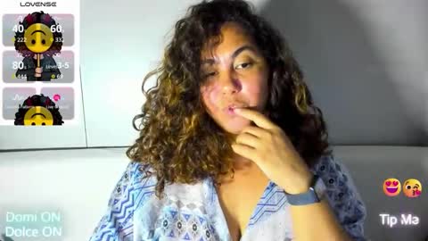 Snapshot of isobel_adams20 chatting on 14, 9, 2025 Isobel Adams online show from 14, 9, 2025