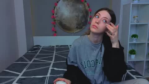 Emilia online show from 25, 2, 2026