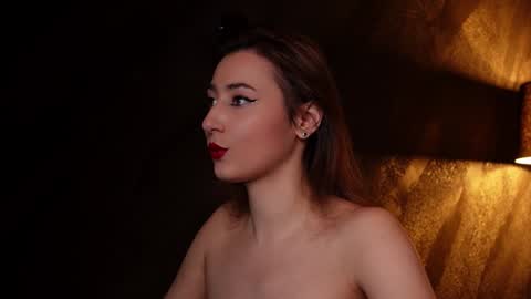 IsoldeBliss online show from 2, 12, 2024