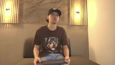 Snapshot of israel_gray chatting on 4, 10, 2025 Israel online show from 4, 10, 2025