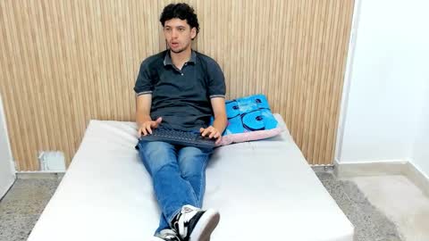 Snapshot of israel_gray chatting on 18, 10, 2025 Israel online show from 18, 10, 2025