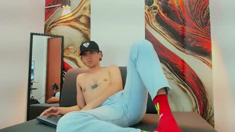 Snapshot of israel_gray chatting on 24, 10, 2025 Israel online show from 24, 10, 2025