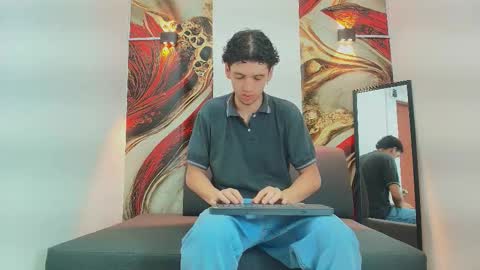 Snapshot of israel_gray chatting on 25, 10, 2025 Israel online show from 25, 10, 2025