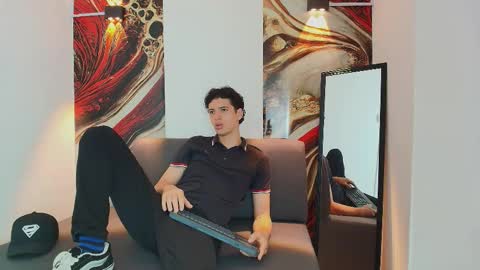 Snapshot of israel_gray chatting on 1, 11, 2025 Israel online show from 1, 11, 2025