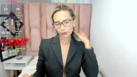 ISSA MILF online show from 11, 6, 2026
