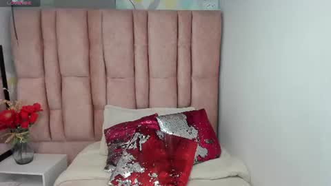 ISSA MILF online show from 29, 6, 2026