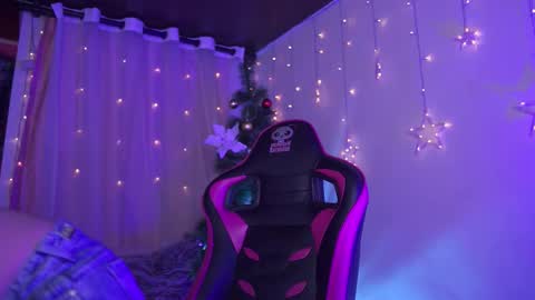 ISSA  online show from 25, 11, 2025