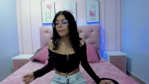 Snapshot of issaa_tyler chatting on 9, 10, 2025 Issa online show from 9, 10, 2025