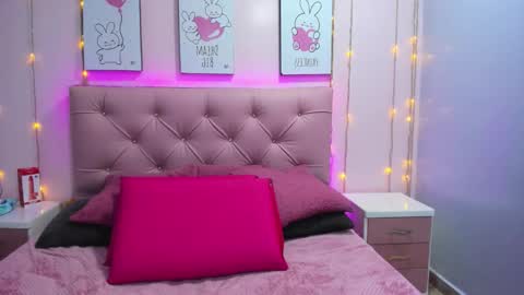 Issa  online show from 6, 11, 2025