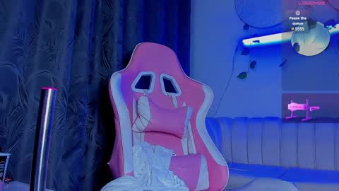 Issac online show from 6, 12, 2024