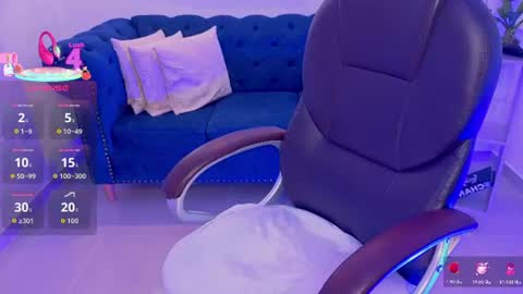 issi_loren online show from 26, 6, 2026