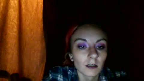 Snapshot of issyamazin667 chatting on 5, 4, 2026 Girlnextdoor online show from 5, 4, 2026
