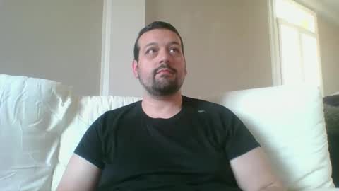 italianbigboy932 online show from 17, 4, 2026