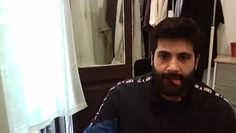 italianboybcn online show from 3, 10, 2025