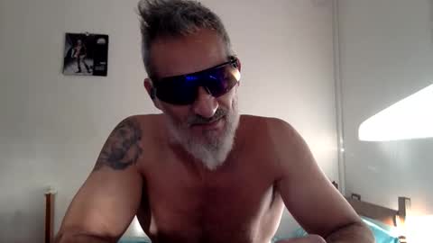 Snapshot of italiankingstripper chatting on 7, 2, 2026 italiankingstripper online show from 7, 2, 2026