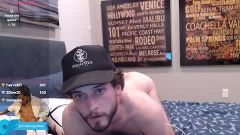 Snapshot of italianmeat2 chatting on 12, 9, 2025 Hung Italian online show from 12, 9, 2025