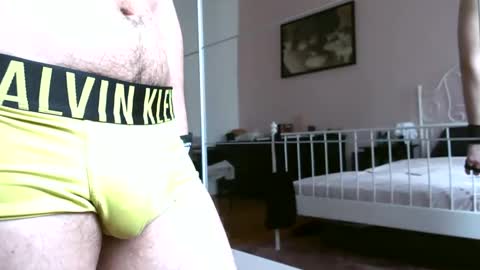 italianmonsterD online show from 12, 5, 2026