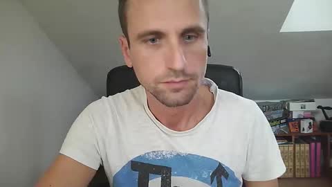 Snapshot of italiano116116 chatting on 14, 10, 2025 italiano116116 online show from 14, 10, 2025