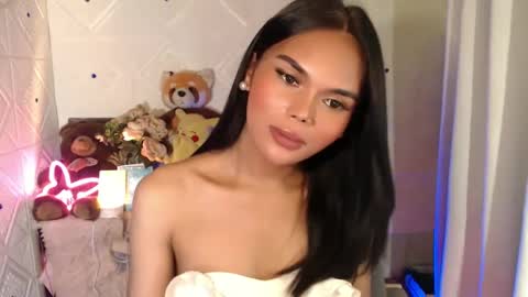 Snapshot of itgirl_cathy chatting on 8, 2, 2025 CathCathy online show from 8, 2, 2025