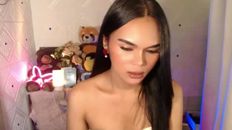 Snapshot of itgirl_cathy chatting on 11, 2, 2025 CathCathy online show from 11, 2, 2025