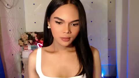 Snapshot of itgirl_cathy chatting on 22, 2, 2025 CathCathy online show from 22, 2, 2025