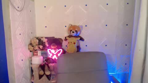 Snapshot of itgirl_cathy chatting on 25, 2, 2025 CathCathy online show from 25, 2, 2025