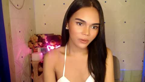 Snapshot of itgirl_cathy chatting on 28, 2, 2025 CathCathy online show from 28, 2, 2025