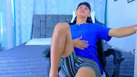 ithan_kingtwin online show from 25, 4, 2026