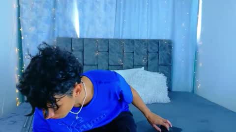 ithan_kingtwin online show from 17, 5, 2026