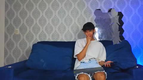 Ithan and Friends online show from 5, 3, 2025