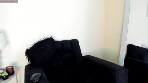 Snapshot of its__angelica_ chatting on 13, 4, 2026 Angelica online show from 13, 4, 2026