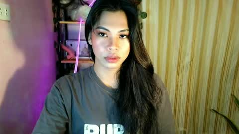 its_chloe20 online show from 23, 6, 2026