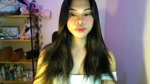 its_chloe20 online show from 19, 7, 2026