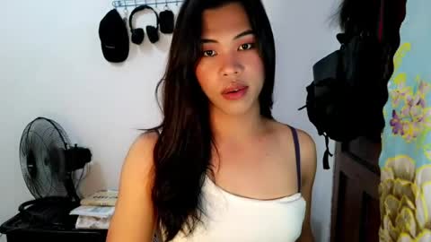 its_chloe20 online show from 3, 8, 2026