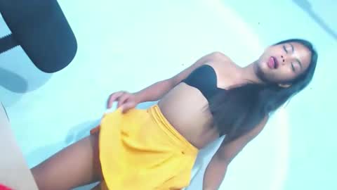 Snapshot of its_kynth chatting on 19, 10, 2025 its_kynth online show from 19, 10, 2025