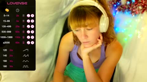 Snapshot of its_lily chatting on 29, 12, 2024 Lily online show from 29, 12, 2024
