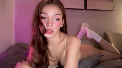 KellyPuth online show from 10, 9, 2025