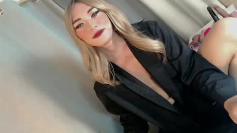 Snapshot of itsapril99913551 chatting on 1, 7, 2026 April online show from 1, 7, 2026