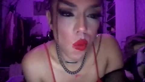 Snapshot of itsariessecrets chatting on 7, 3, 2025 itsariessecrets online show from 7, 3, 2025