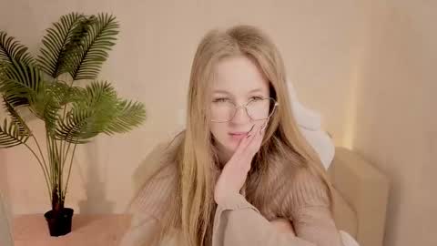 itsbellabonna online show from 3, 11, 2025