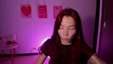 Snapshot of itscamill chatting on 7, 5, 2026 camill online show from 7, 5, 2026
