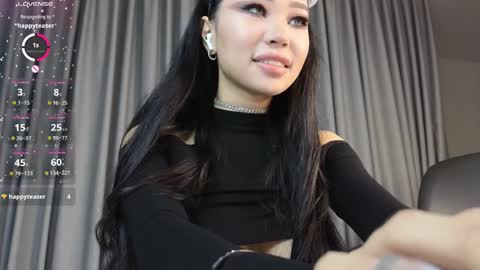 Snapshot of itsdevilcat chatting on 27, 1, 2025 Queen Liya online show from 27, 1, 2025