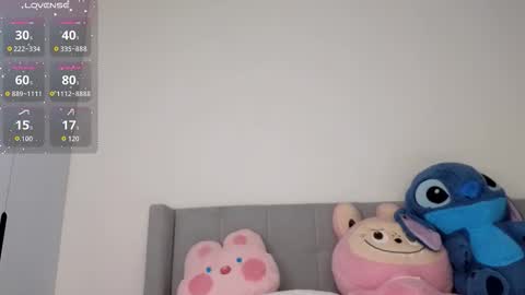 Snapshot of itsdevilcat chatting on 23, 10, 2025 Queen Liya online show from 23, 10, 2025