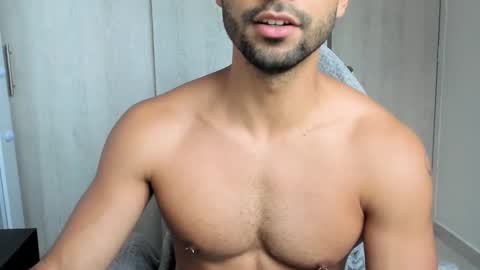 Snapshot of itsgeo1111 chatting on 26, 9, 2025 CALL ME GEO online show from 26, 9, 2025