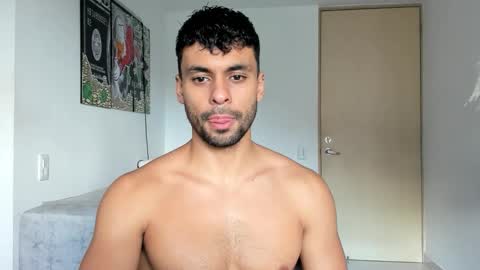 Snapshot of itsgeo1111 chatting on 28, 9, 2025 CALL ME GEO online show from 28, 9, 2025