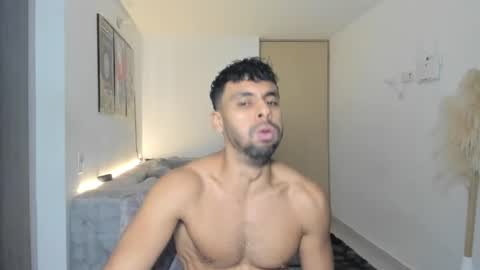 Snapshot of itsgeo1111 chatting on 11, 10, 2025 CALL ME GEO online show from 11, 10, 2025